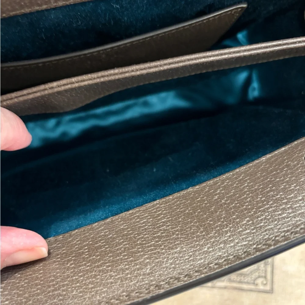 Gucci - Picture 3 of 7